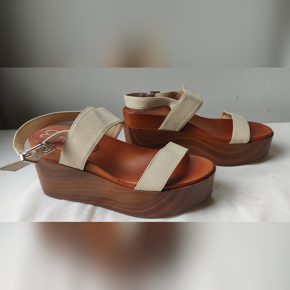 Jessica Simpson Crystil retro chunky sandal - Picture 7 of 8